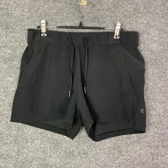 Lululemon On The Fly‎ Short Black Casual Mid Rise Shorts Size 6 - Picture 1 of 9